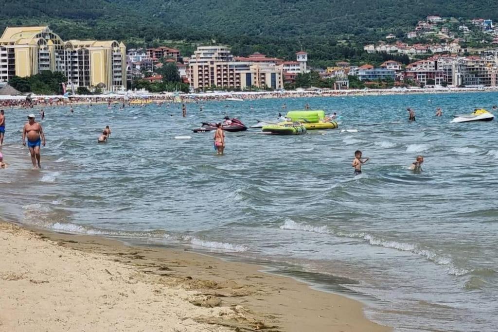 Royal Beach Apartment Barcello B Napospart Kültér fotó